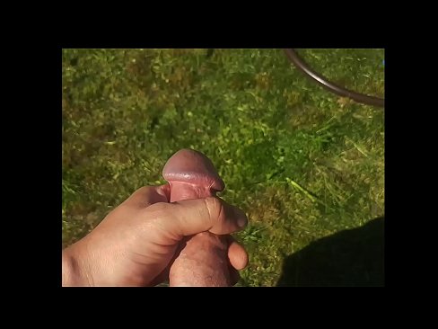 ❤️ Hottie sħun gets pussy roża tagħha fucked u cums bi squirt fi ġnien tas-sajf ️❌ Porno lilna mt.hentaibar.ru ❌❤