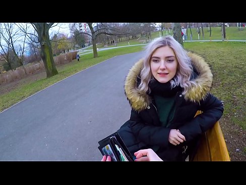 ❤️ Tibla kum sħun ta' barrani għall-flus - blowjob fil-park minn Eva Elfie ️❌ Porno lilna mt.hentaibar.ru ❌❤